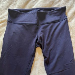 Wunder under low rise 28” lululemon leggings